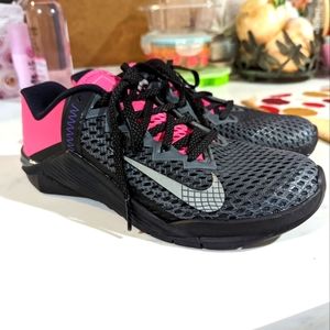 Custom Nike Metcons womens size 6 hot pink black/charcoal
